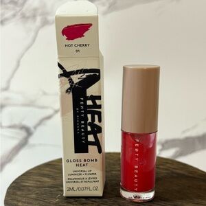 Fenty Beauty Gloss Bomb Heat Universal Lip Luminizer + Plumper 01 Hot Cherry